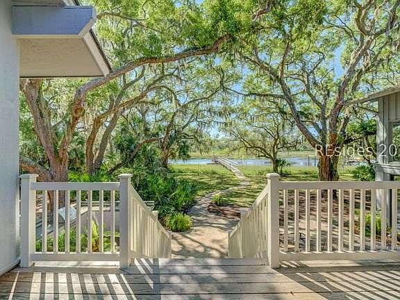 4th image of 50 N Calibogue Cay Rd