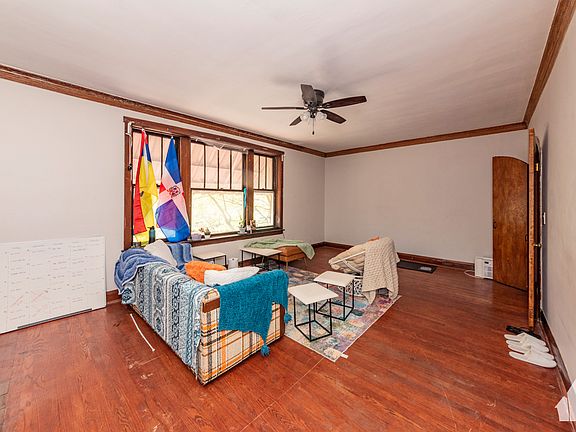 3rd image of 3310 W Armitage Ave #2E