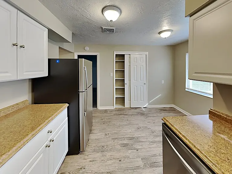 144 Talley Dr — Photo 3