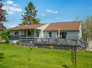 9518 Old State Rd, Fairgrove, MI 48733