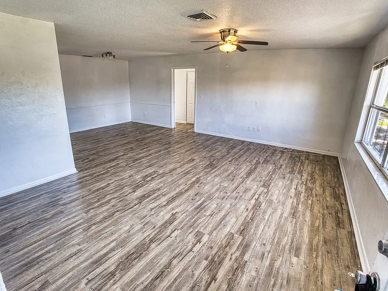 4545 Overlook Dr NE #C — Photo 20