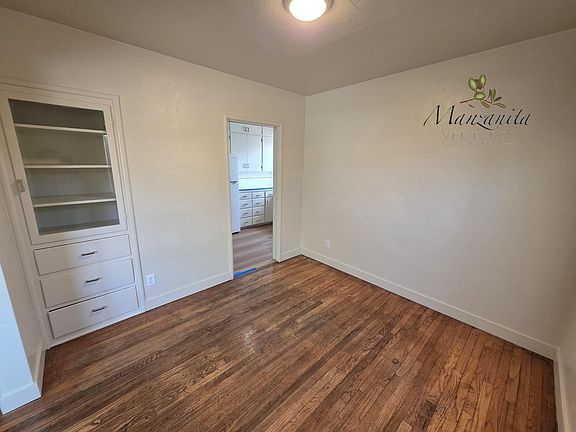 4th image of 414 W Louie Ave