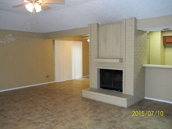 2nd image of 8815 Belle Park Dr