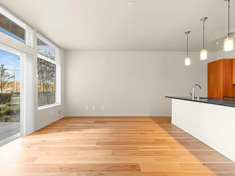 2960 Eastlake Ave E #111 — Photo 7