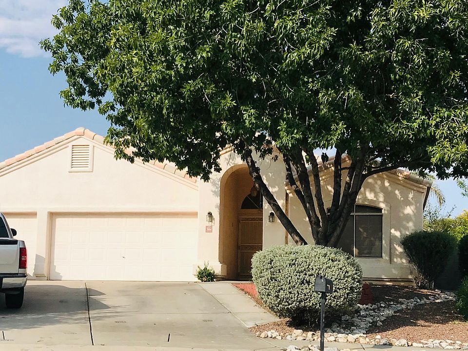2nd image of 3664 W Meadow Briar Dr