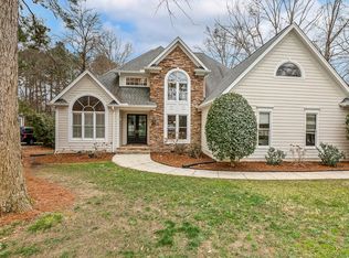 104 Links End Dr, Cary, NC 27513