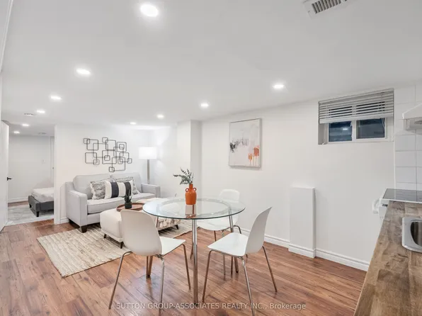 10 Innes Ave #Basement, Toronto, ON M6E 1M8