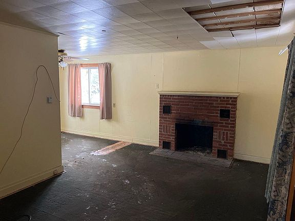 4th image of 343 E Dubois