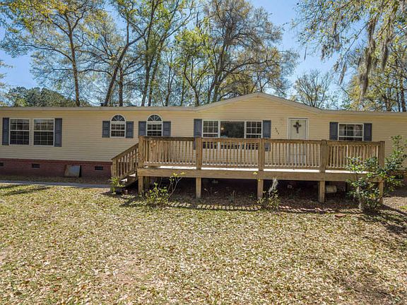 2nd image of 563 Broad River Blvd
