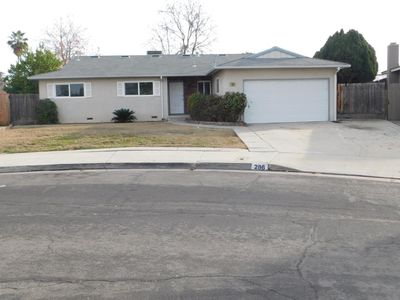 286 W Ashcroft Ave, Clovis, CA, 93612