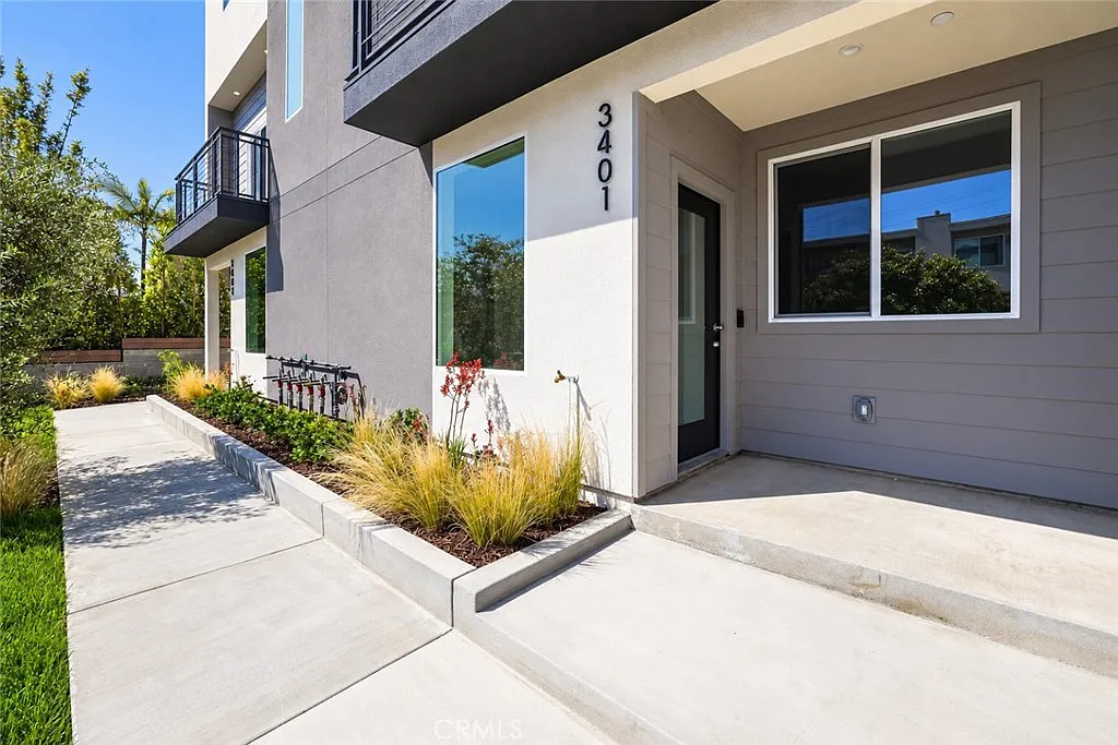 3 bed, 1635 sqft, $6,250 — Photo 3