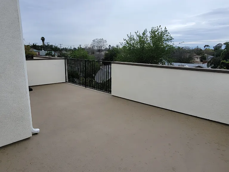 12017 Bradfield Ave #101 — Photo 5