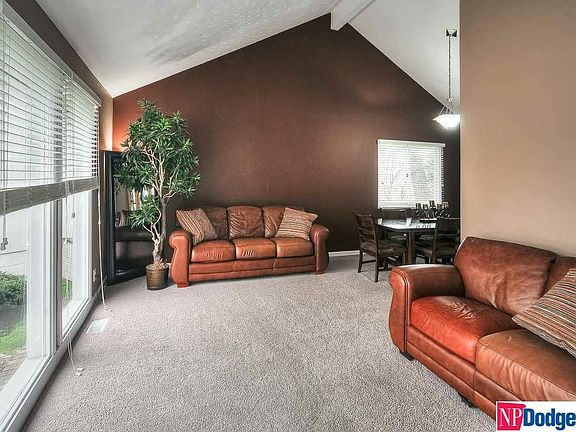 5th image of 2543 S 152nd Cir