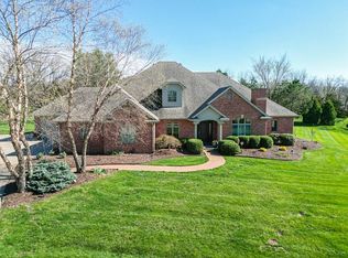 3402 Ridgeview Dr, Columbia, MO 65203