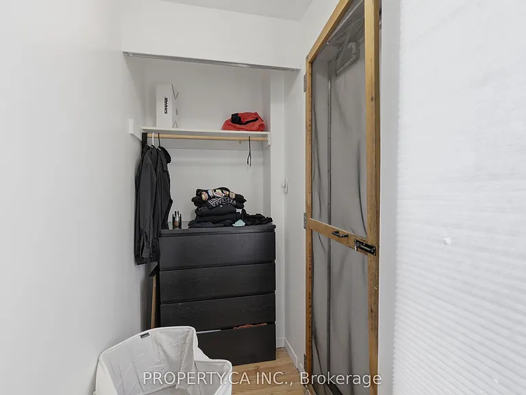 520 Bloor St W #3 — Photo 13