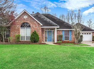 822 Crestwood Dr, Covington, LA 70433