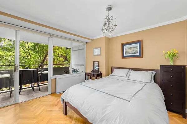 Sold by Town Residential | media 23