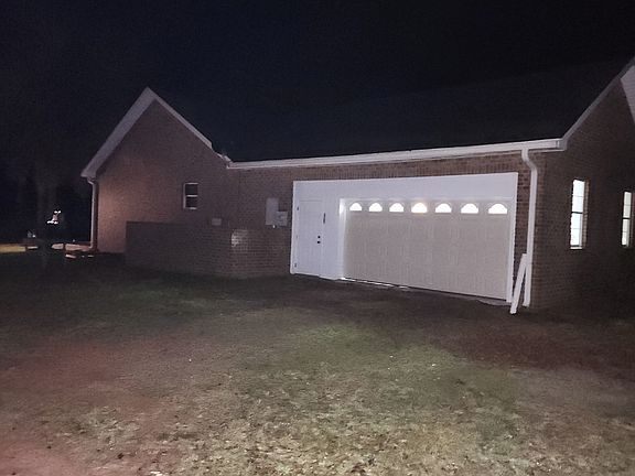 3rd image of 1201 Grantham Rd #1201