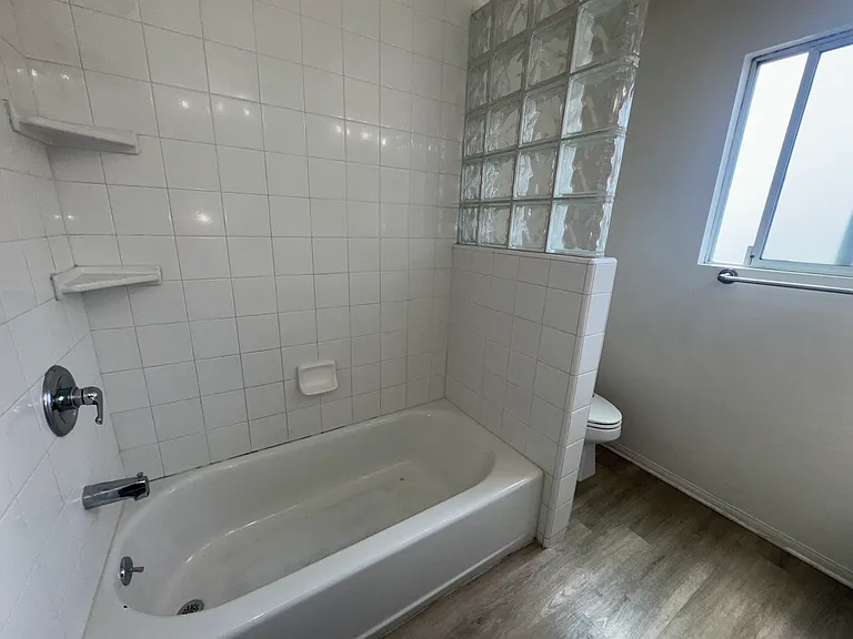 155 Magnolia Ave #I — Photo 8