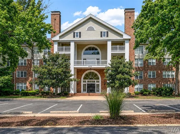 970 N Spoede Rd APT 46, Saint Louis, MO 63146