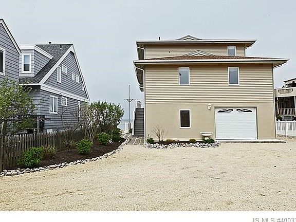 5th image of 39 W Essex Ave