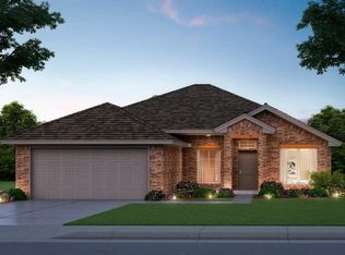 1820 Pin Cherry Ln, Moore, OK 73160