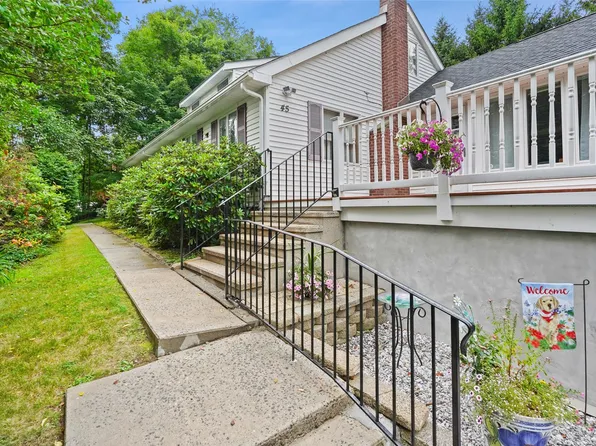 45 Worthington Drive W, Carmel, NY 10512