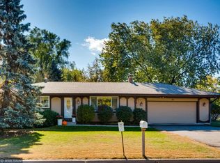 98 Rice Creek Way NE, Fridley, MN 55432