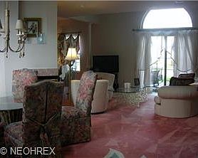 5th image of 215 N Bayshore Dr #3