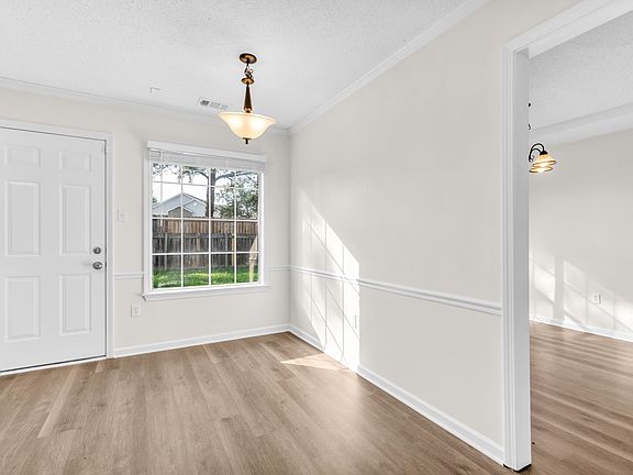 4th image of 4240 Barren Brook Dr
