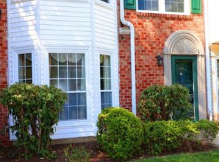 744 Pepperidge Rd, Mahwah, NJ 07430