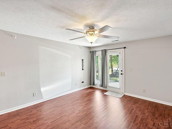 3rd image of 7307 Chatham Ct #13B