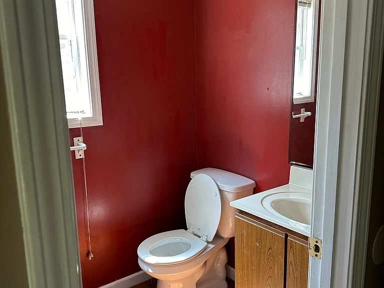 632 W Madison St — Photo 11