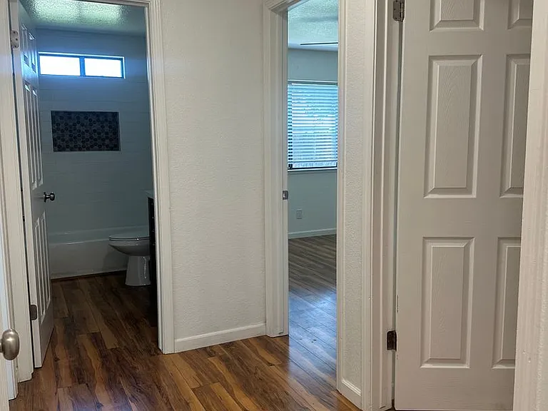 19800 Echo St — Photo 11