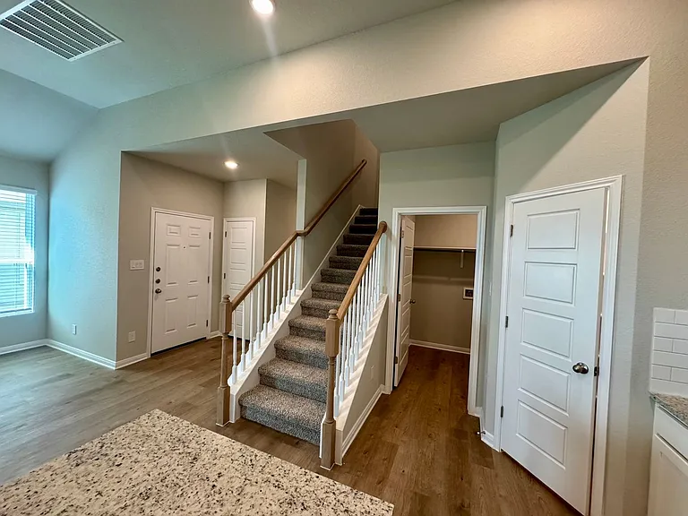 761 Staglin St #A — Photo 13