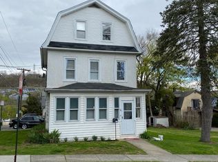 49 S Lawn Ave, Elmsford, NY 10523