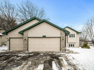 26526 8th St W, Zimmerman, MN 55398