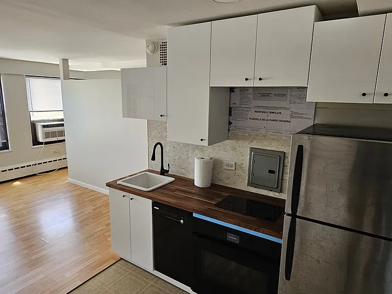 3420 N Lake Shore Dr #15J — Photo 11