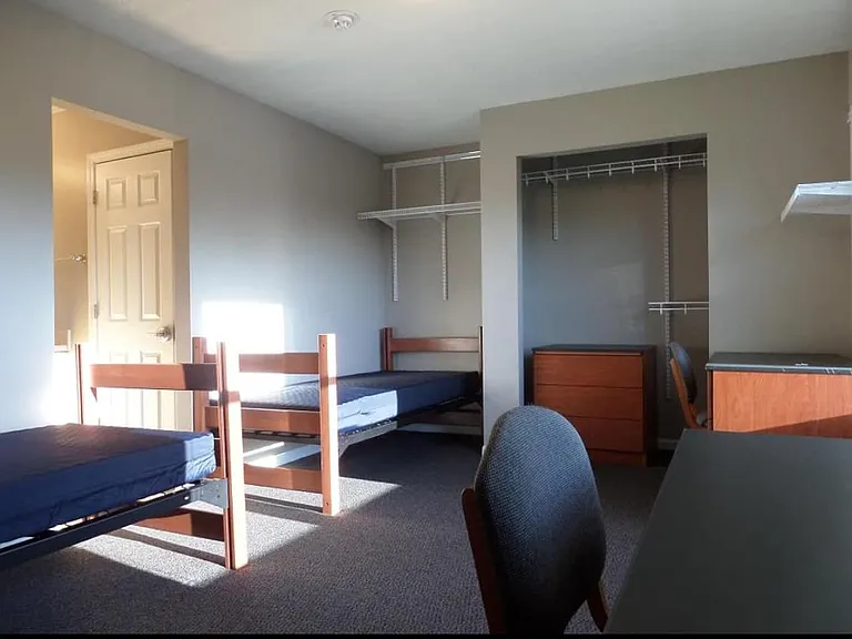 978 Irving Ave #37 — Photo 4