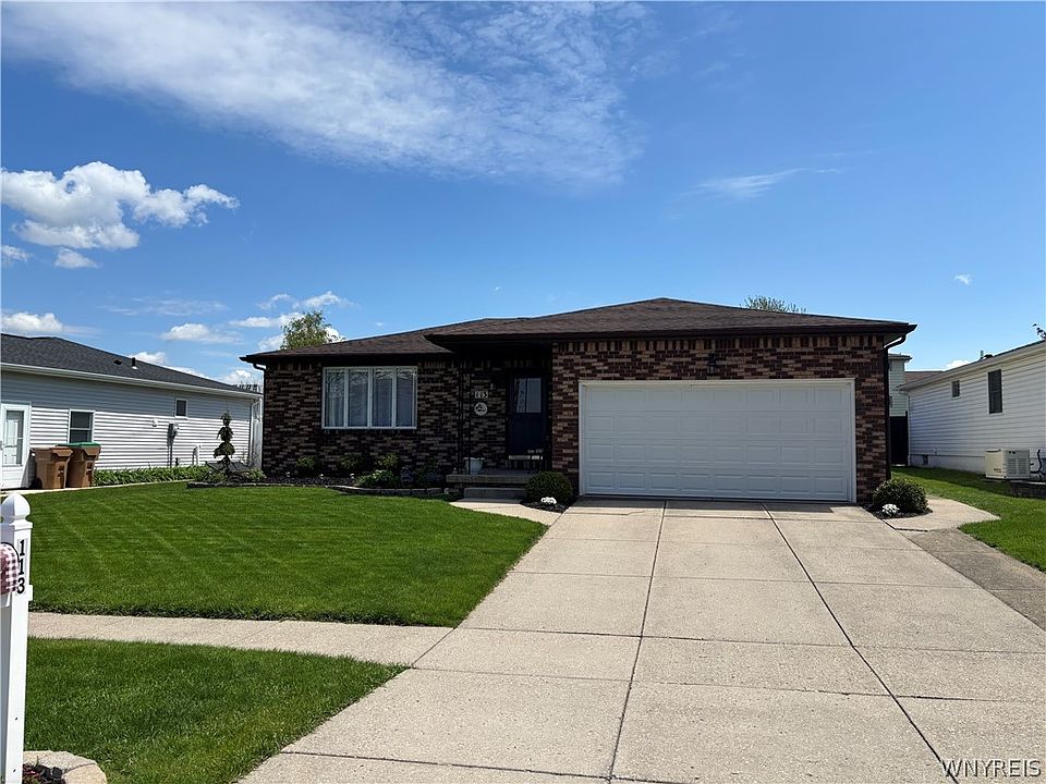 1st image of 113 Woodgate Dr