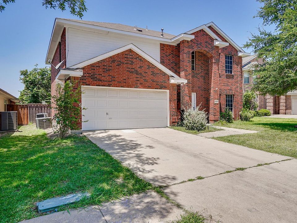 1st image of 1805 Country Walk Ln