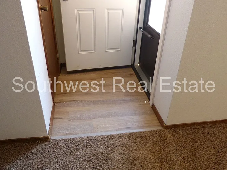 1220 W. Manana Blvd. — Photo 4