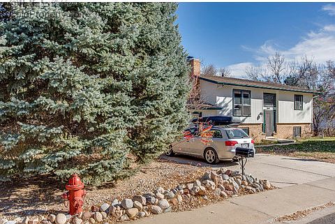 3rd image of 1614 Centaur Cir