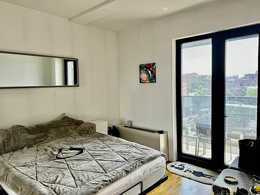Rented by Highline Residential | media 23