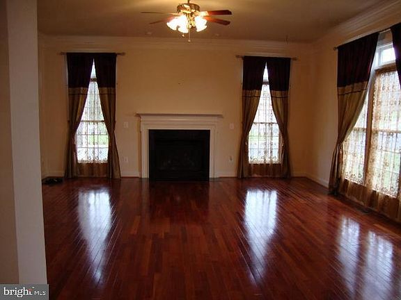 5th image of 5285 Meadow Estates Dr