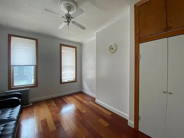 779 Hart St APT 2L, Brooklyn, NY 11237