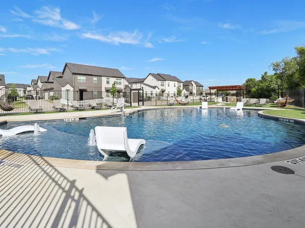 Townhomes at Princeton Meadows