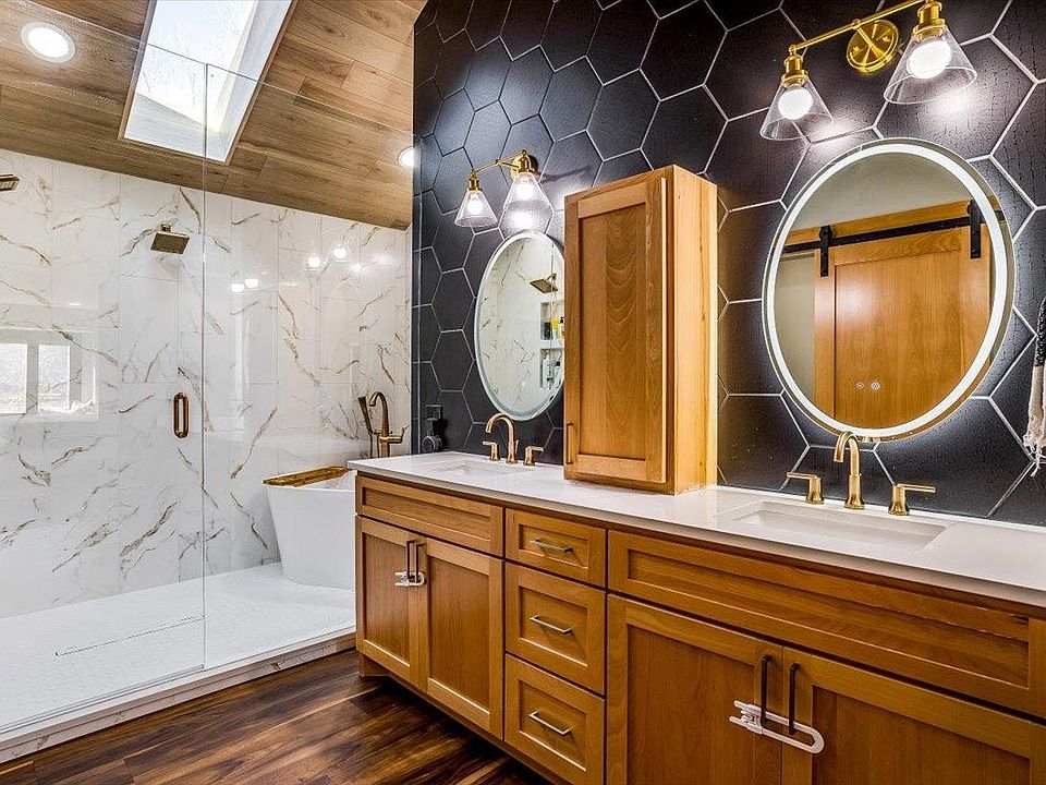 2556 N Greenleaf Ct, Wichita, KS 67226 Zillow