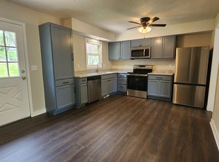 2207 S 1st St, Leavenworth, KS 66048