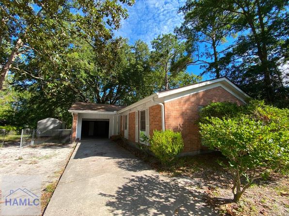 4 Oak St